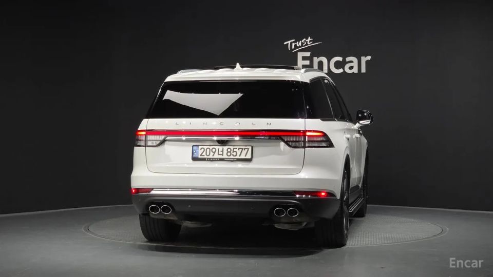 Lincoln Aviator