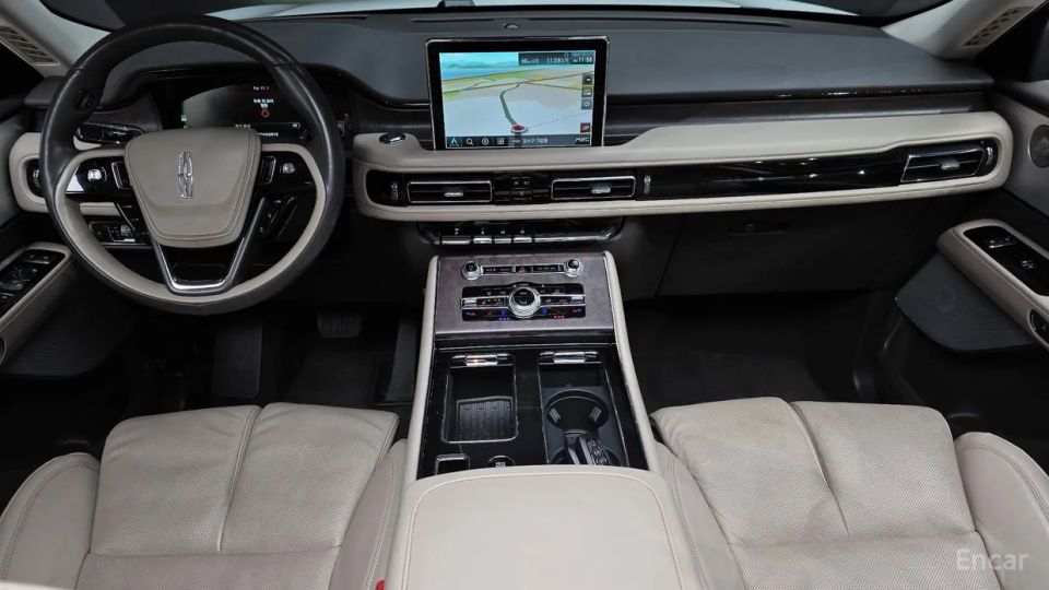 Lincoln Aviator