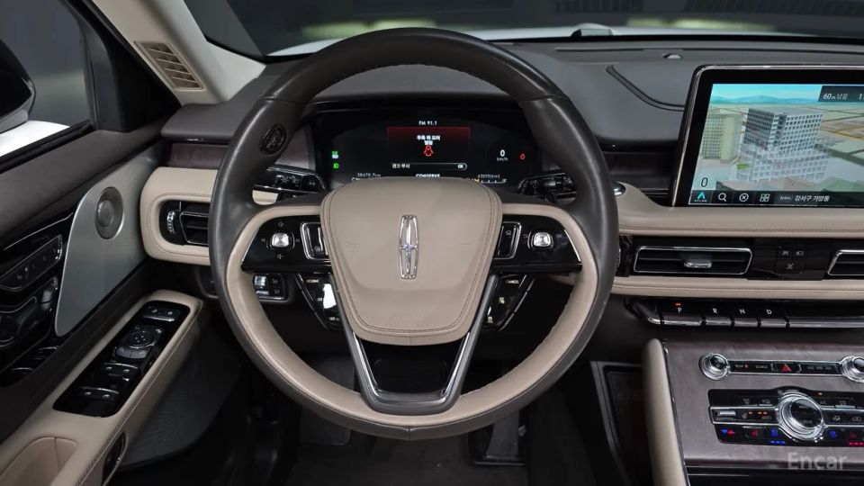 Lincoln Aviator