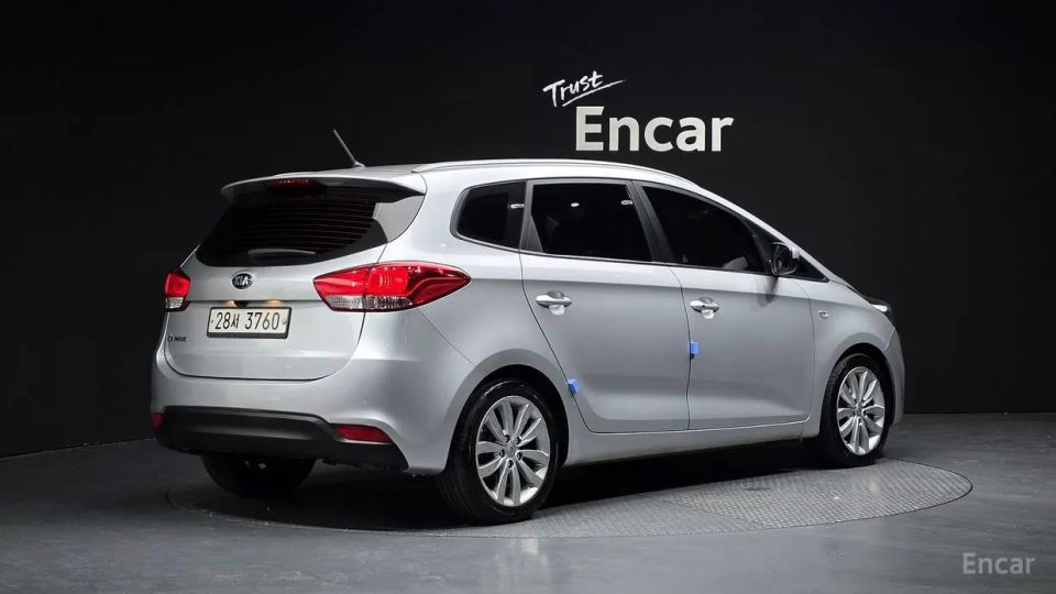 Kia Carens