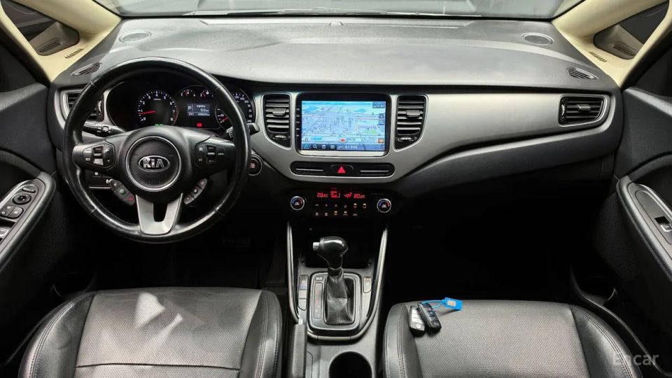 Kia Carens