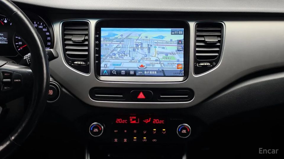 Kia Carens