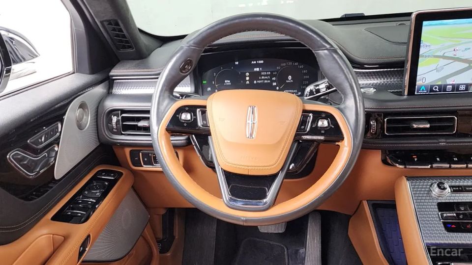 Lincoln Aviator