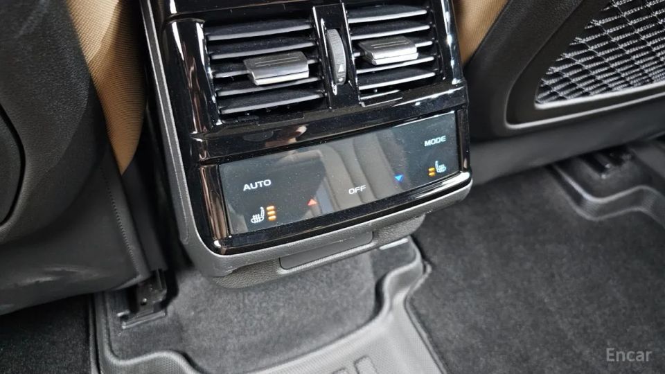 Renault-KoreaSamsung Grand Koleos