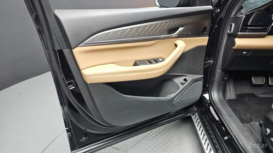 Renault-KoreaSamsung Grand Koleos