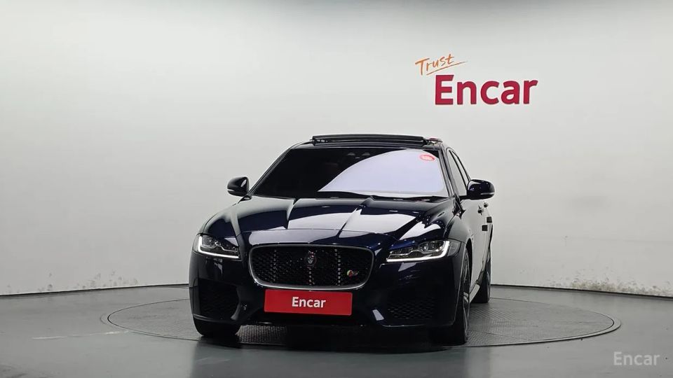 Jaguar xf