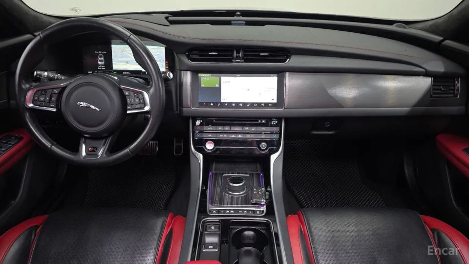 Jaguar xf