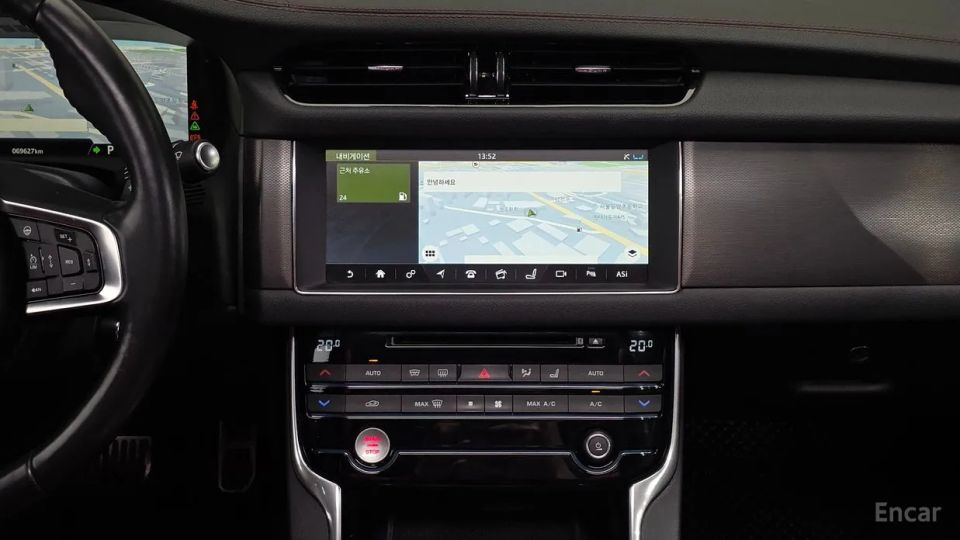 Jaguar xf
