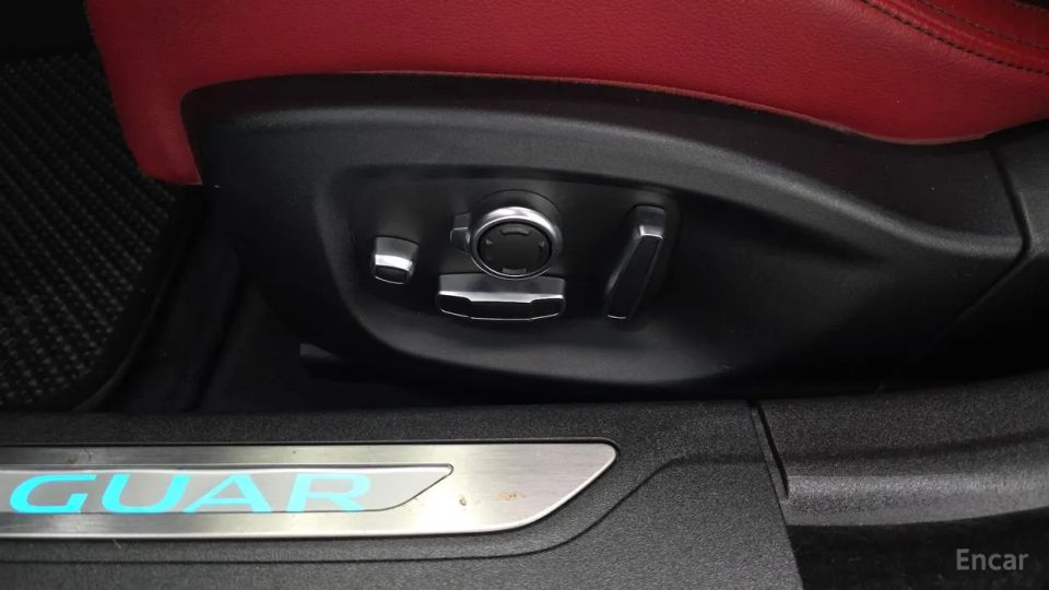 Jaguar xf