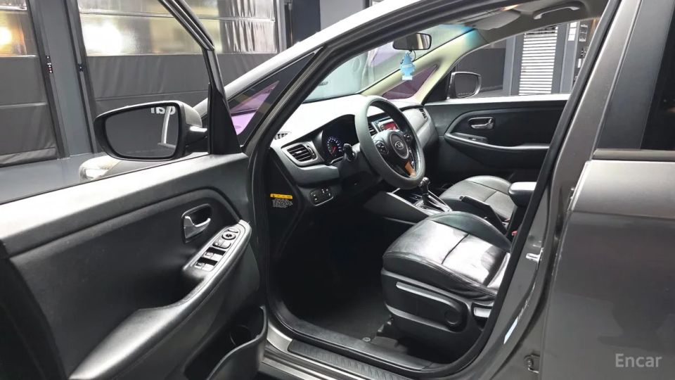 Kia Carens