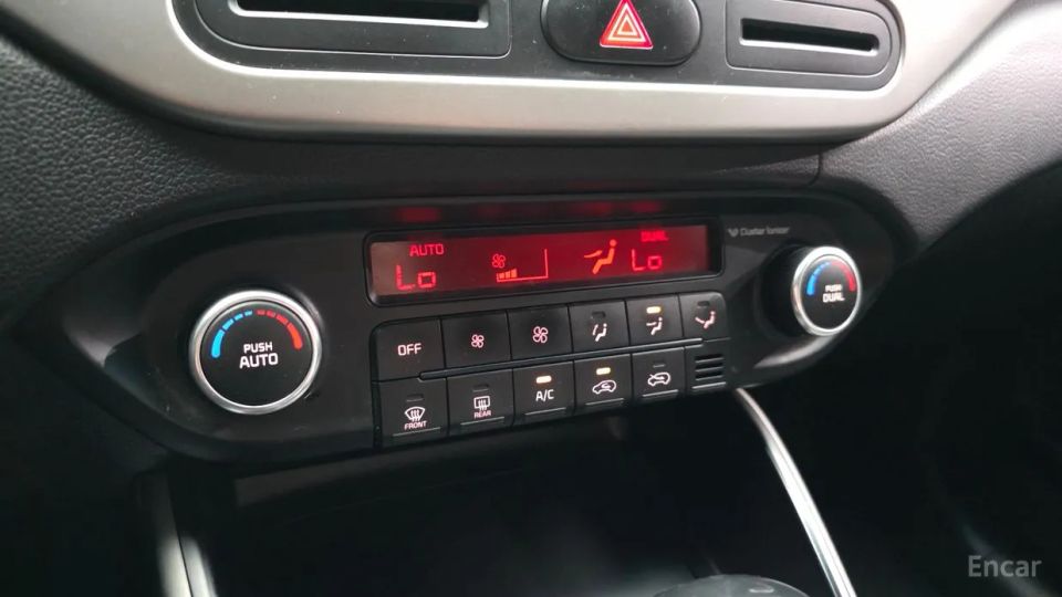 Kia Carens