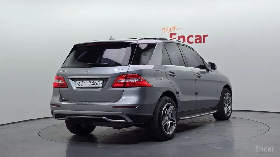 Mercedes-Benz M-class