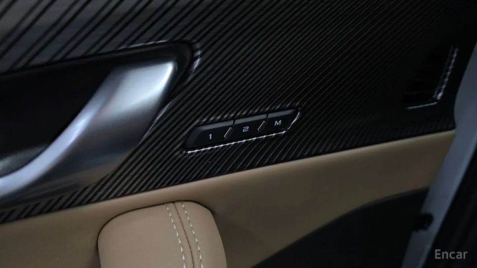 Renault-KoreaSamsung Grand Koleos