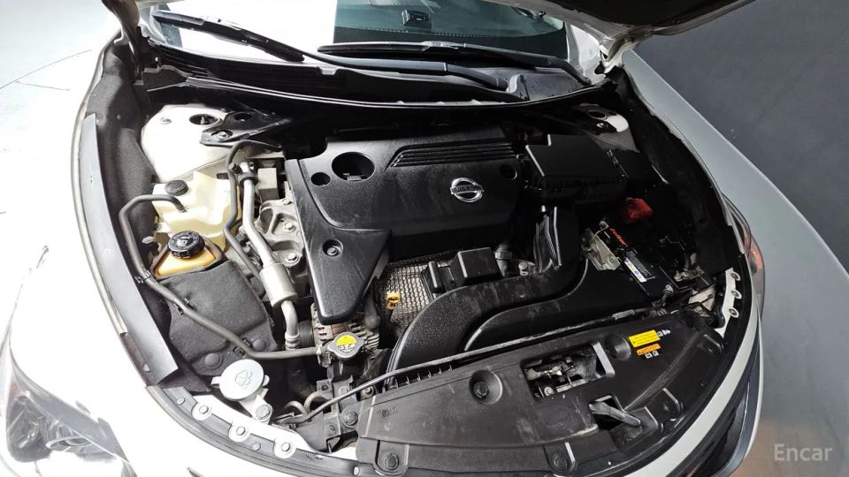 Nissan altima