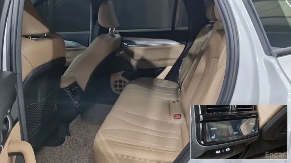 Renault-KoreaSamsung Grand Koleos