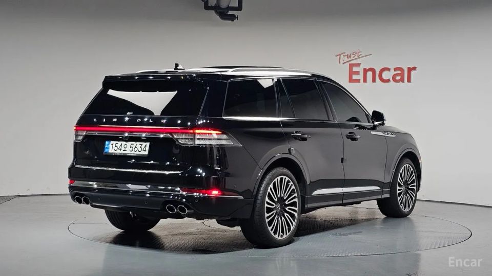 Lincoln Aviator