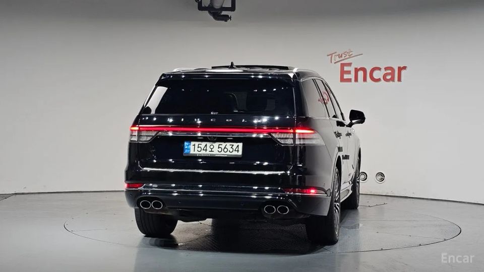 Lincoln Aviator
