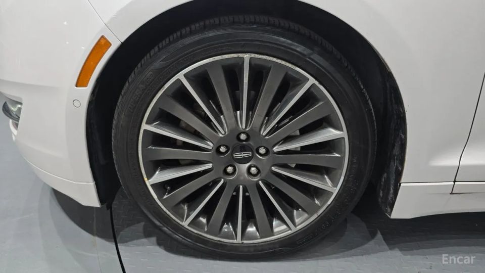 Lincoln MKZ