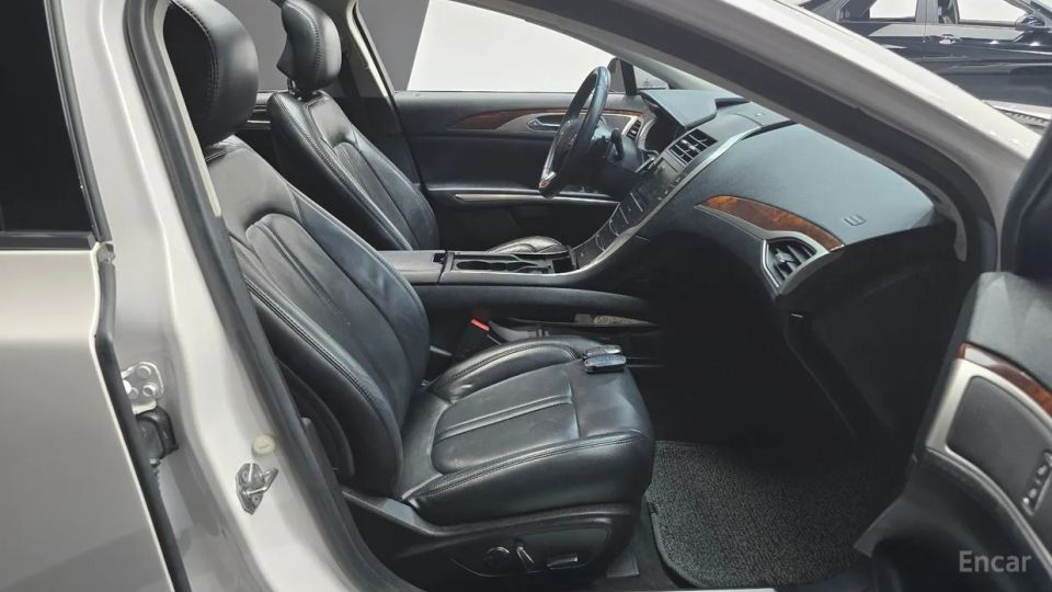 Lincoln MKZ
