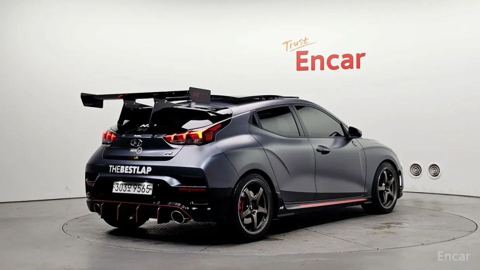 Hyundai Veloster