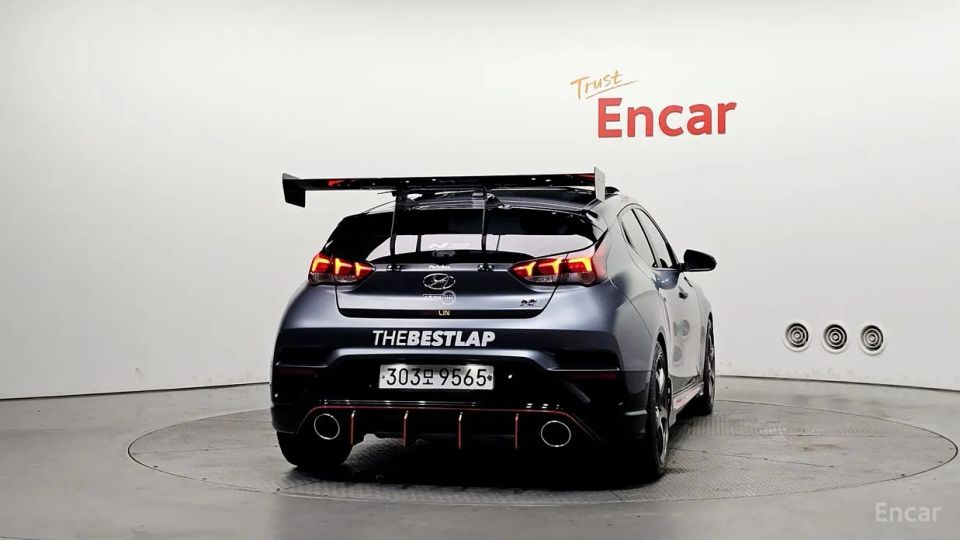 Hyundai Veloster