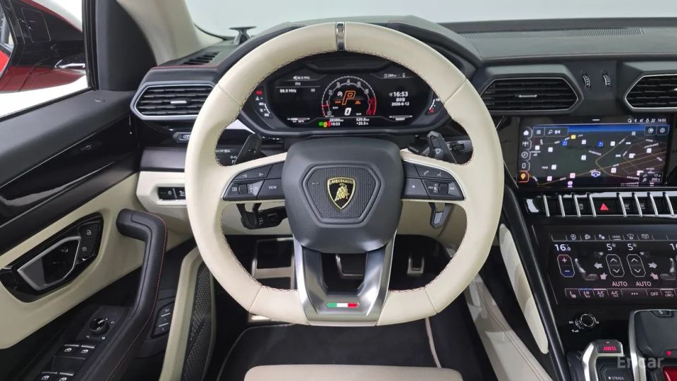 Lamborghini urus