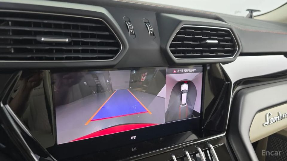 Lamborghini urus