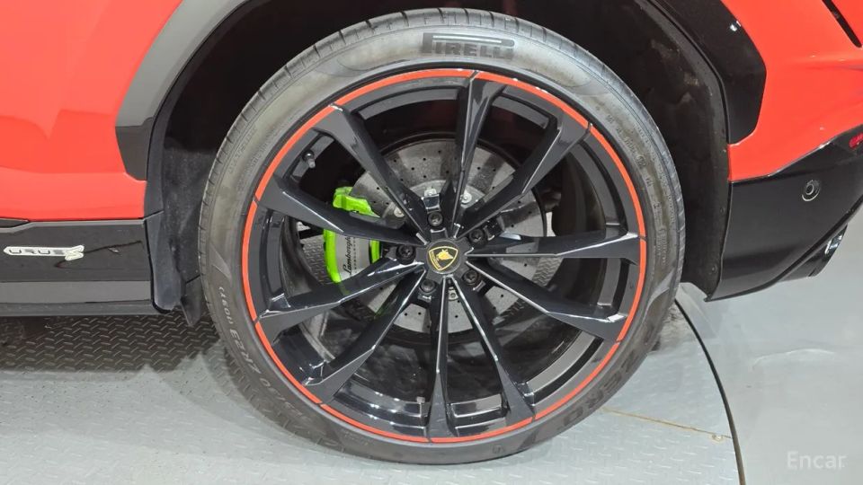 Lamborghini urus