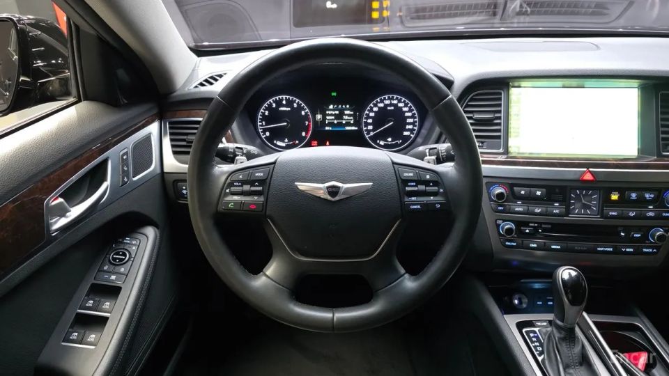 Hyundai Genesis