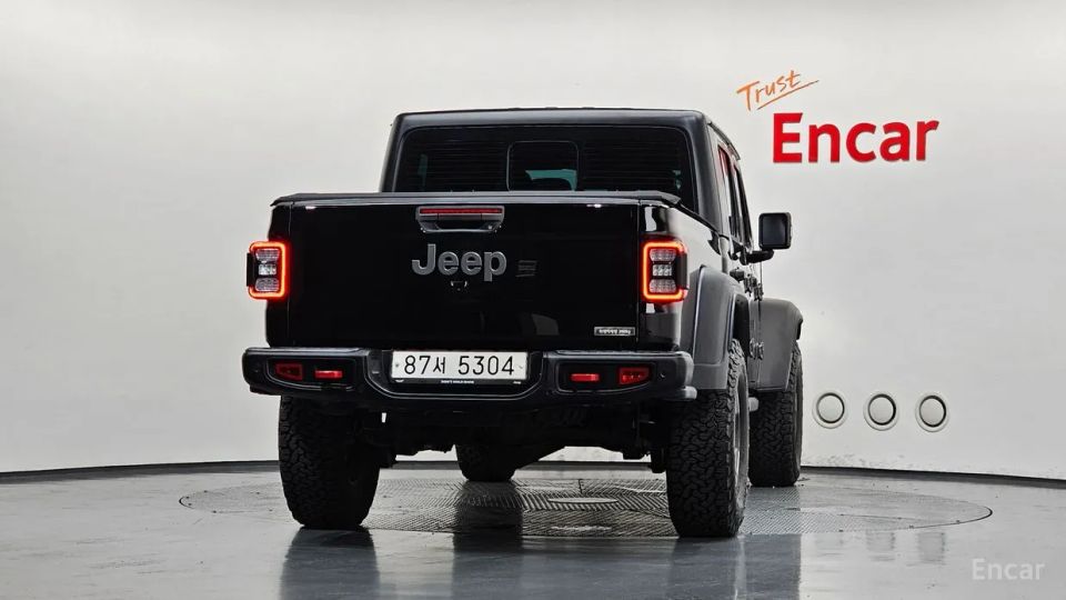 Jeep gladiator