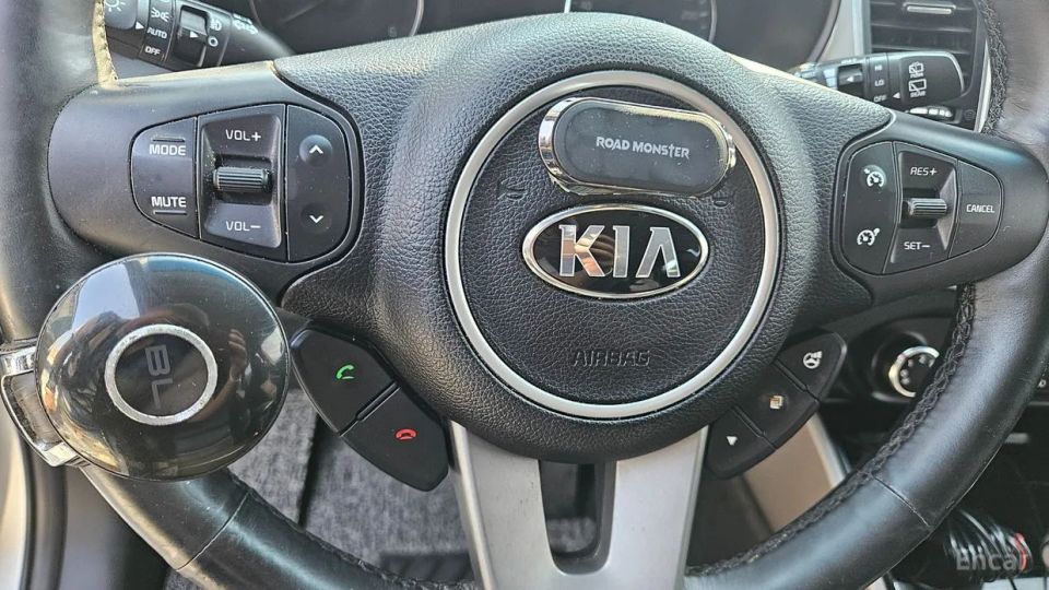 Kia Carens