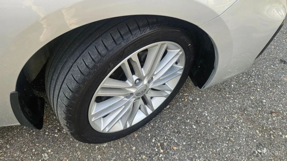 Kia Carens