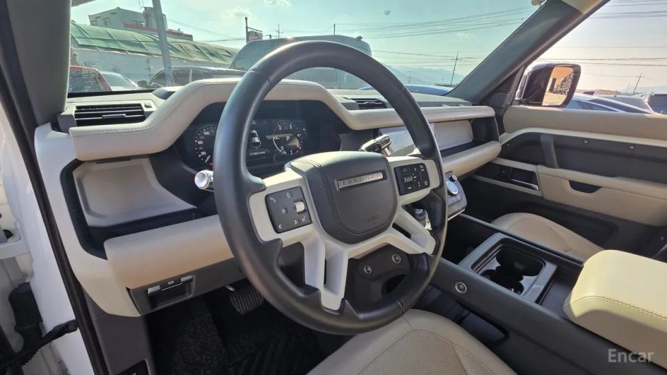 Land Rover Defender
