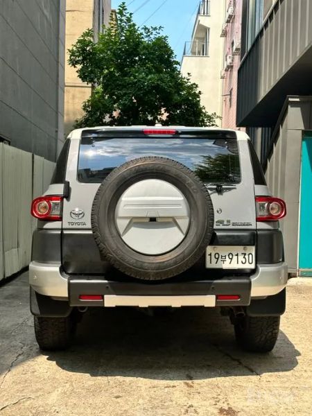 Toyota FJ Cruiser