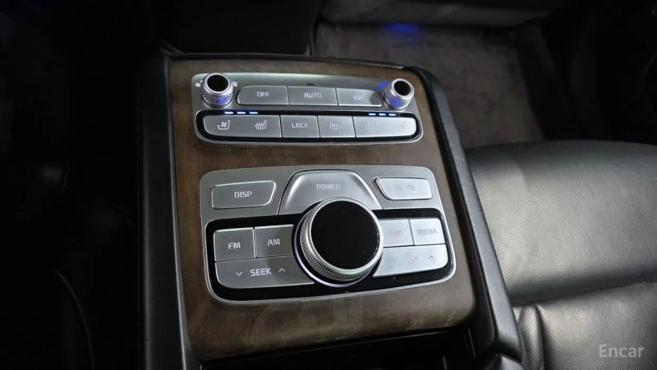 Kia K9