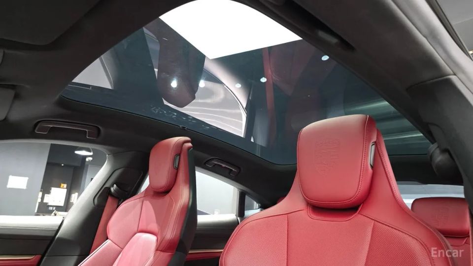 Porsche Taycan