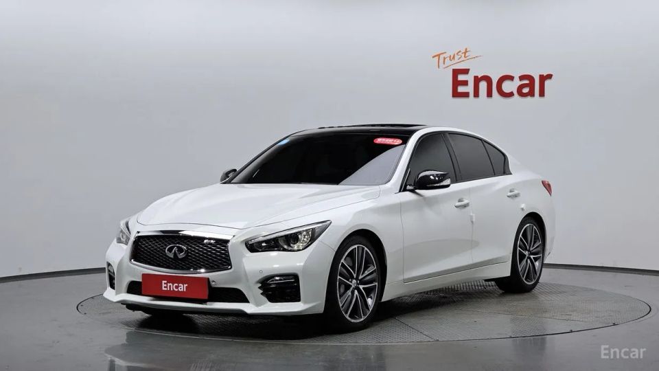 Infiniti Q50