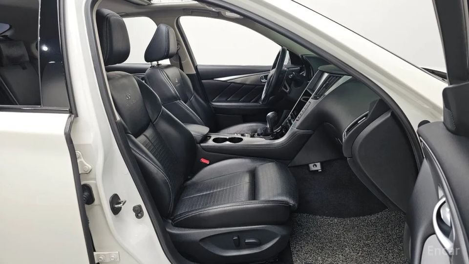 Infiniti Q50