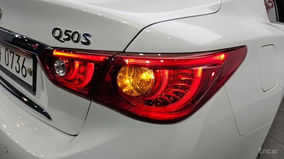 Infiniti Q50