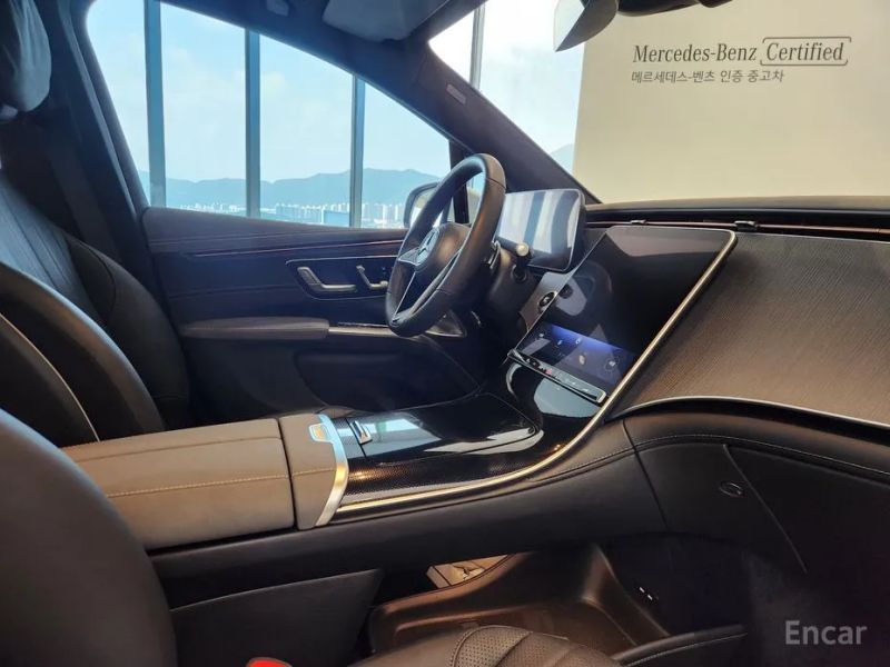 Mercedes-Benz EQS