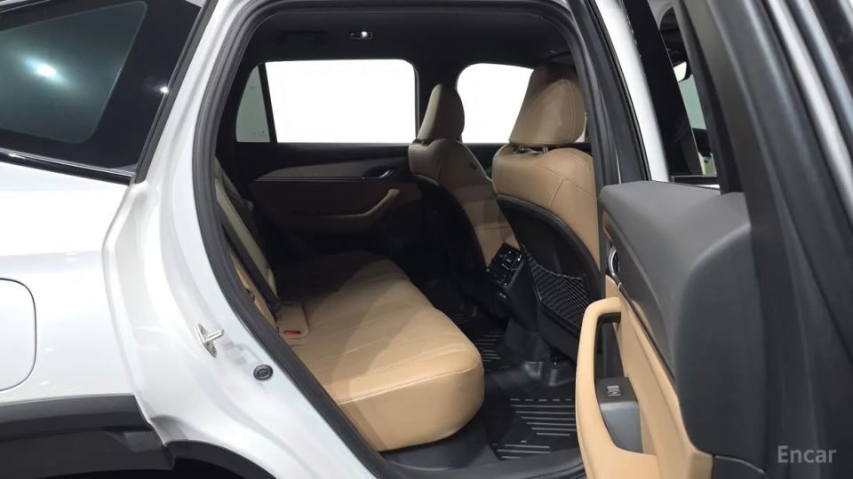 Renault-KoreaSamsung Grand Koleos