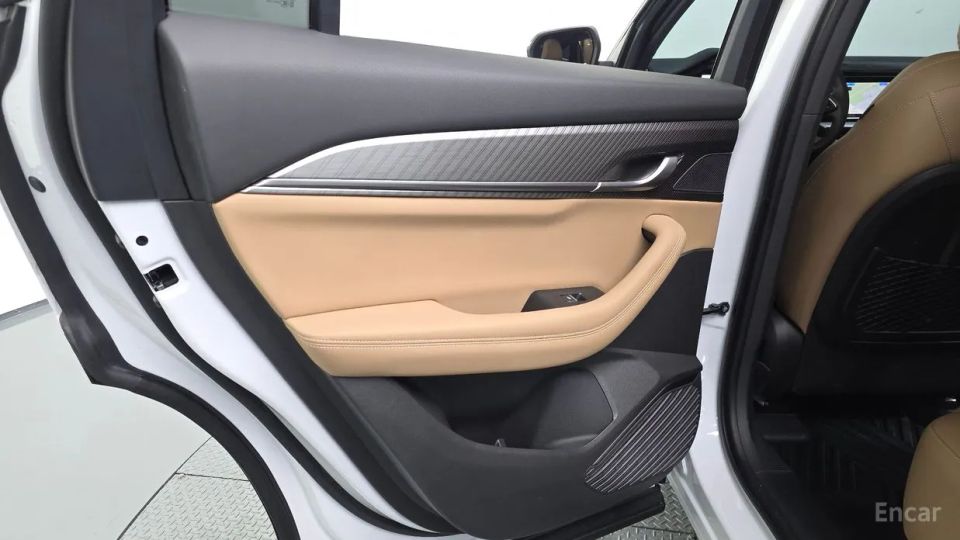 Renault-KoreaSamsung Grand Koleos