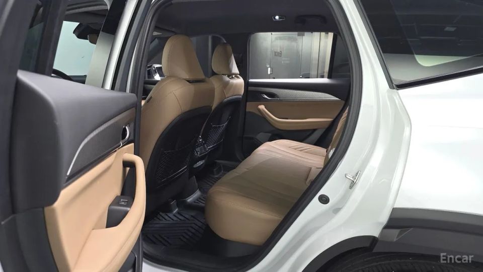 Renault-KoreaSamsung Grand Koleos