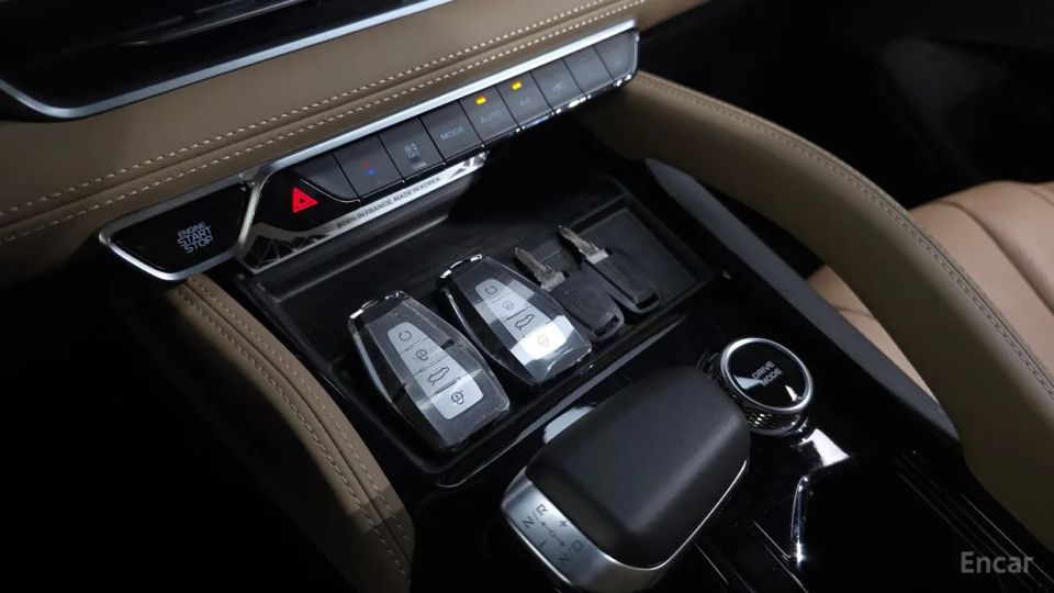 Renault-KoreaSamsung Grand Koleos