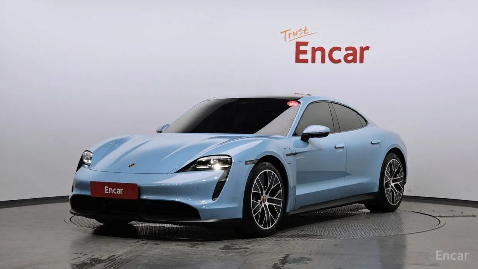 Porsche Taycan