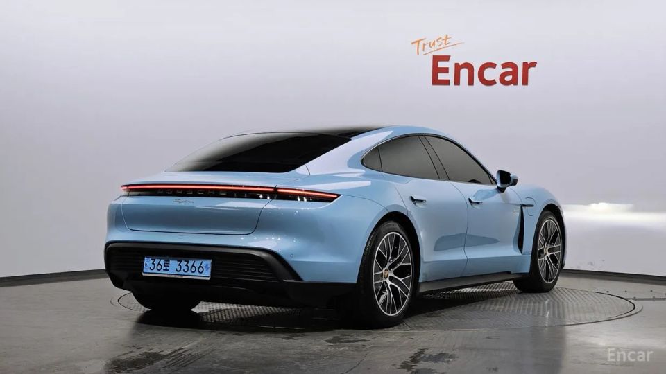 Porsche Taycan