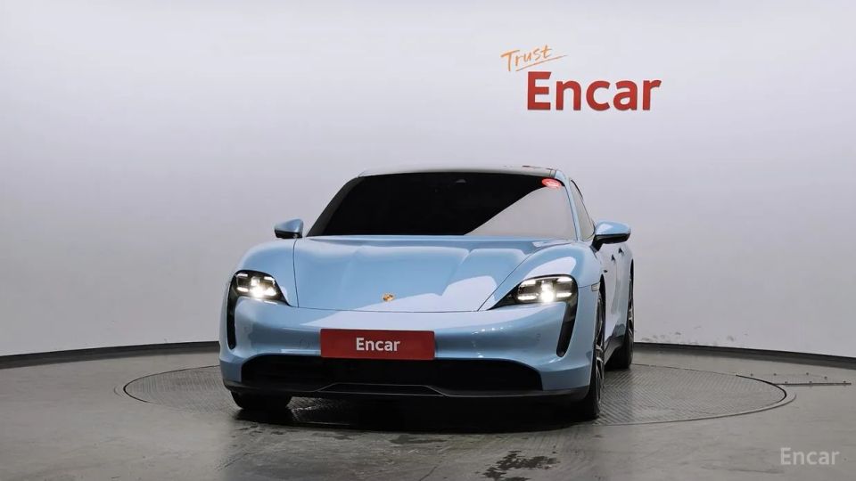 Porsche Taycan
