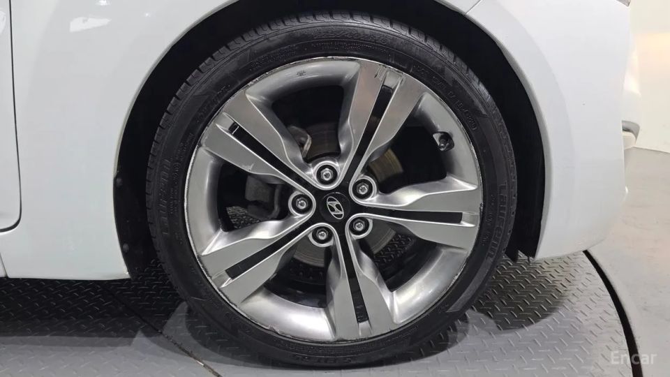 Hyundai Veloster