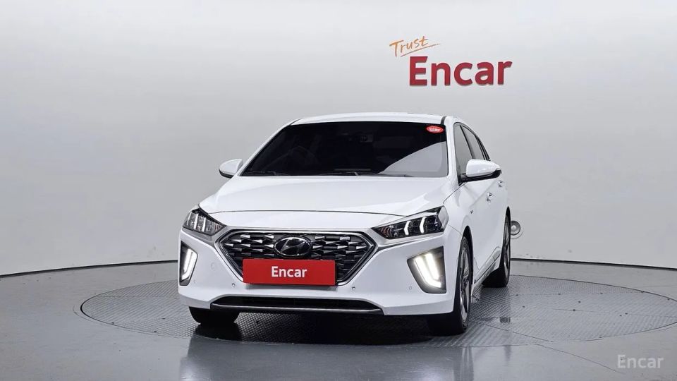 Hyundai Ioniq