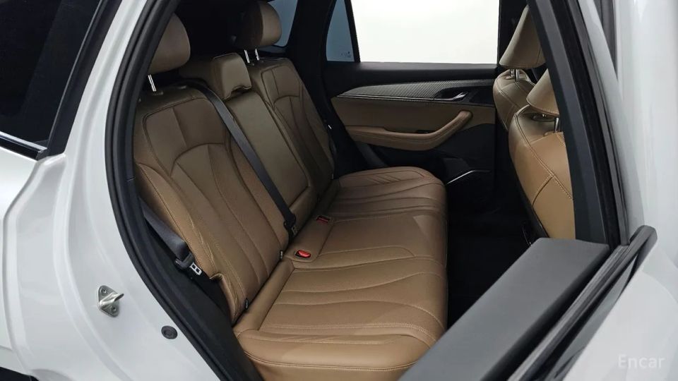Renault-KoreaSamsung Grand Koleos